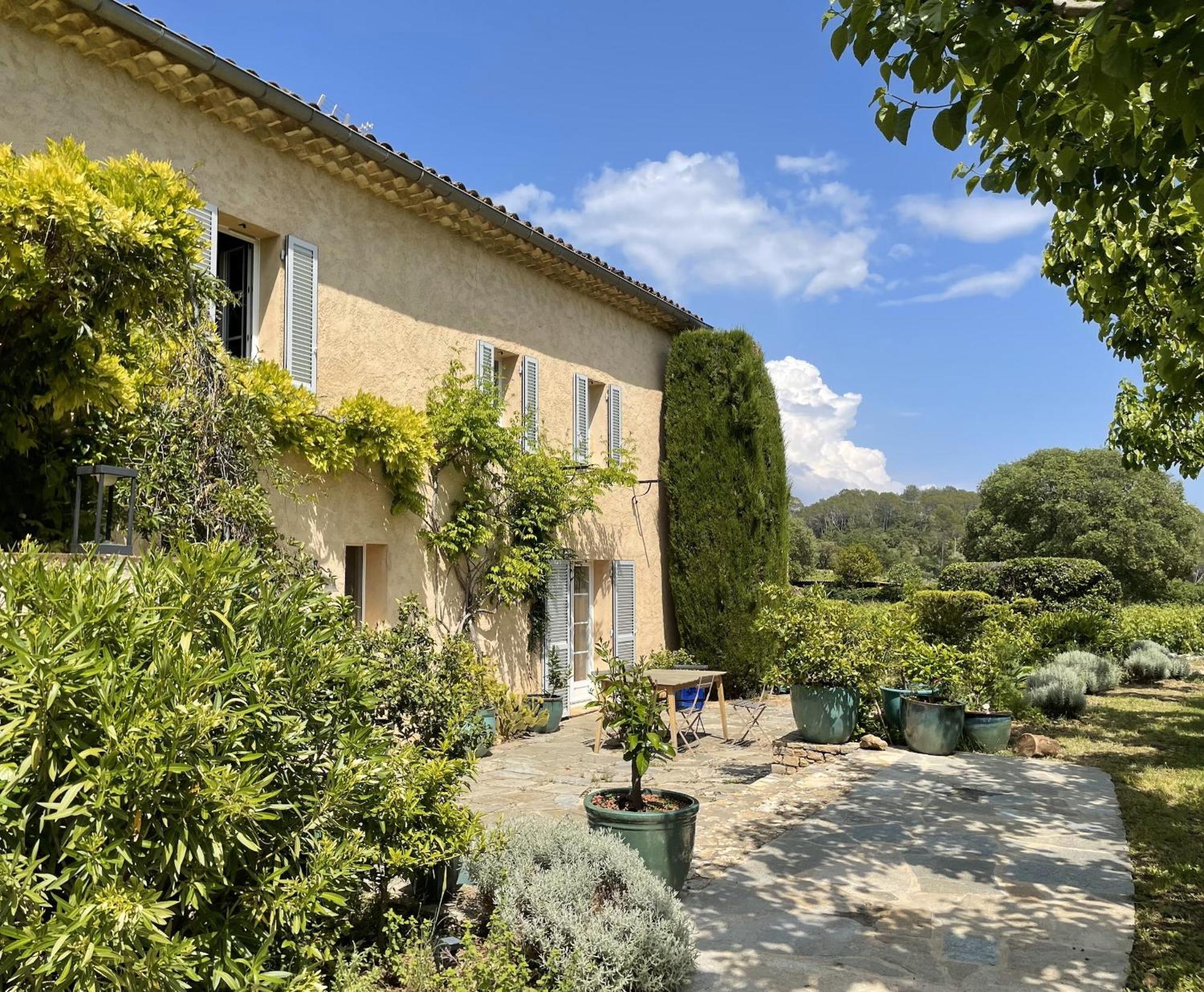Domaine Du Clos D'Alari-Chambres D'Hotes Au Milieu Des Vignes Saint-Antonin-du-Var Exterior photo