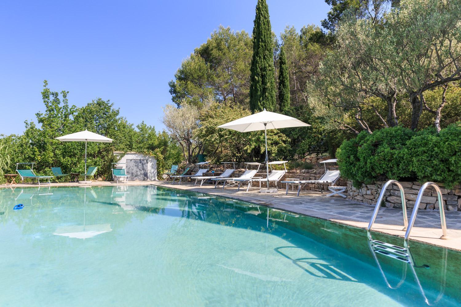 Domaine Du Clos D'Alari-Chambres D'Hotes Au Milieu Des Vignes Saint-Antonin-du-Var Exterior photo